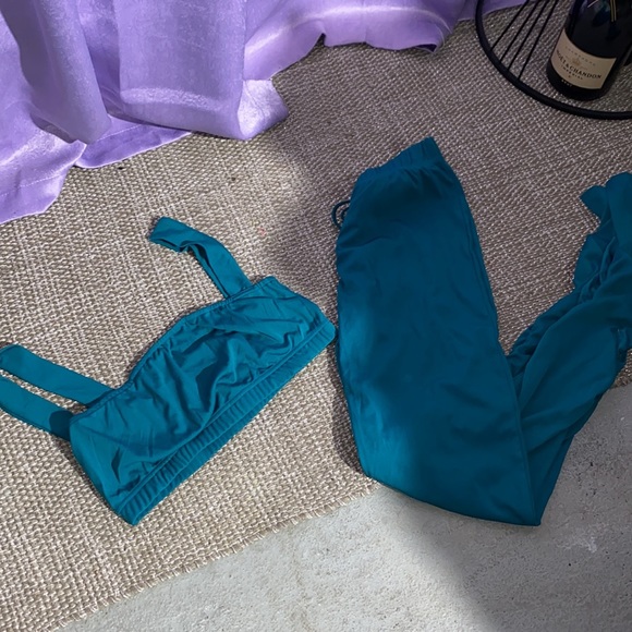 Stylish 2pc Set - Picture 3 of 4